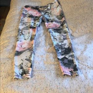 Pastel floral leggings